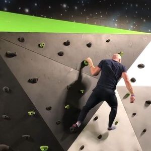 Meet your Posher, Cougan